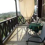 Karpetis A Paradise Appartamento Psakoudia
