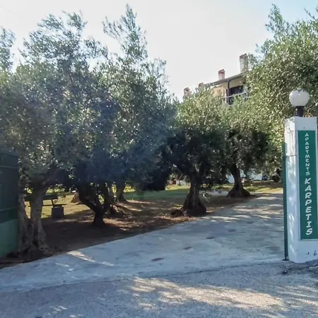 Karpetis A Paradise Апартаменты Псакудия