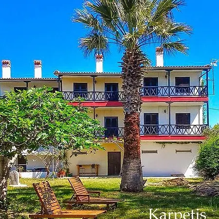 Karpetis A Paradise Apartment Psakoudia