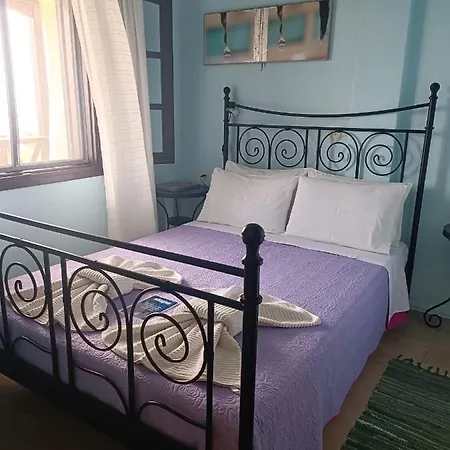 Karpetis A Paradise * بساكوذيا