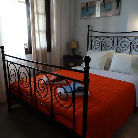 Karpetis A Paradise Psakoudia