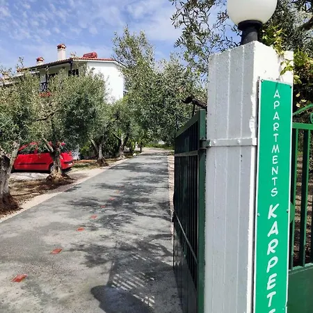 Karpetis A Paradise Daire *